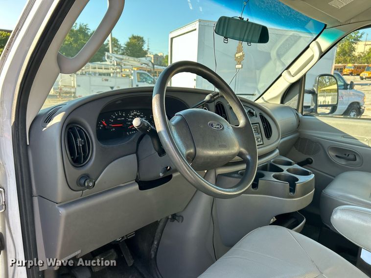 image for item EK3387 2008 Ford E150 van