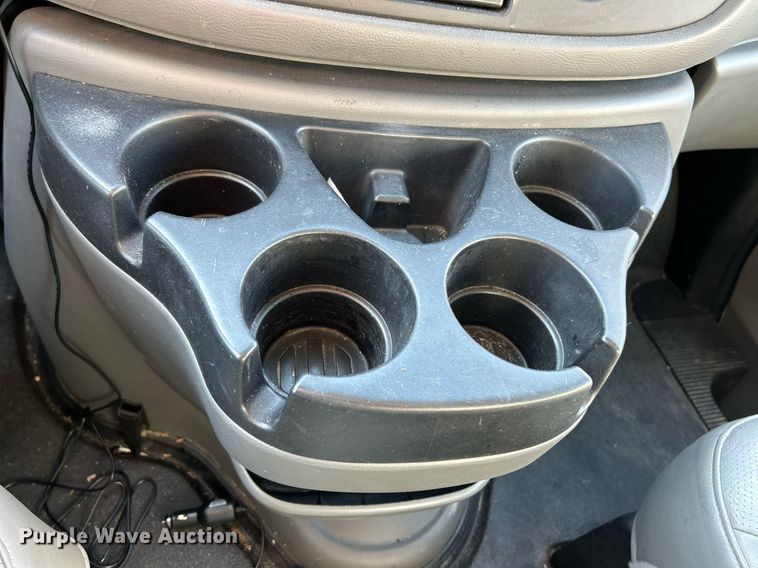 image for item EK3387 2008 Ford E150 van