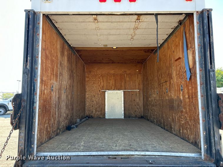 image for item EK3389 1997 GMC  3500 box truck