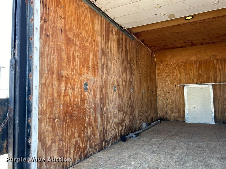 image for item EK3389 1997 GMC  3500 box truck