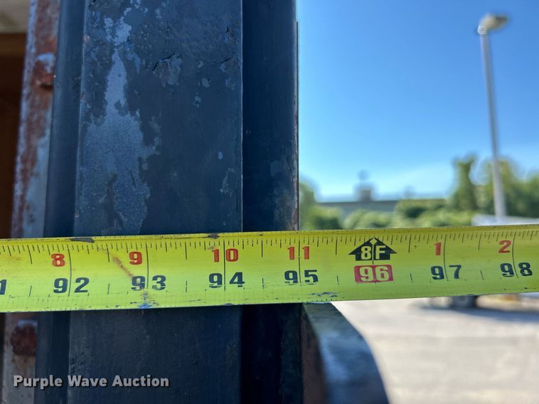 image for item EK3389 1997 GMC  3500 box truck