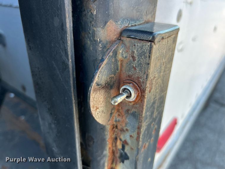 image for item EK3389 1997 GMC  3500 box truck