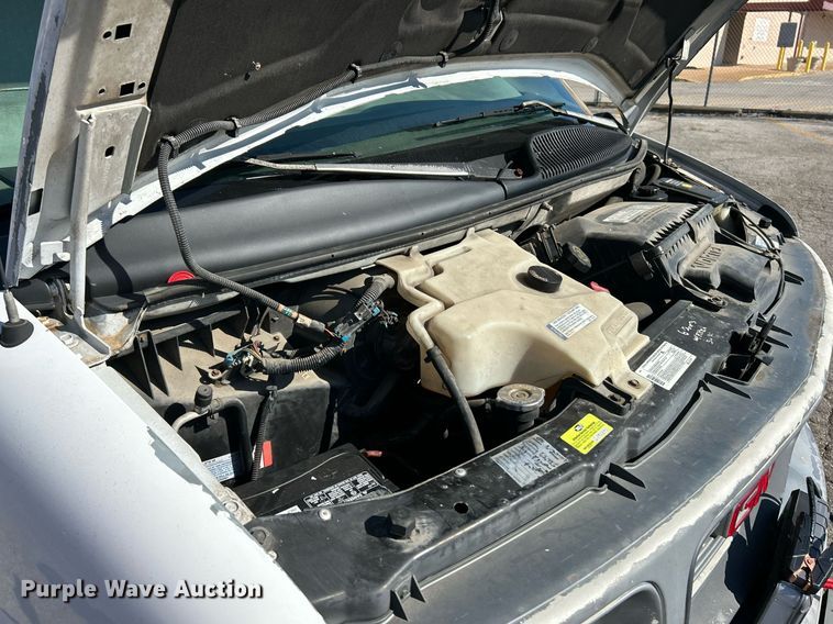 image for item EK3389 1997 GMC  3500 box truck