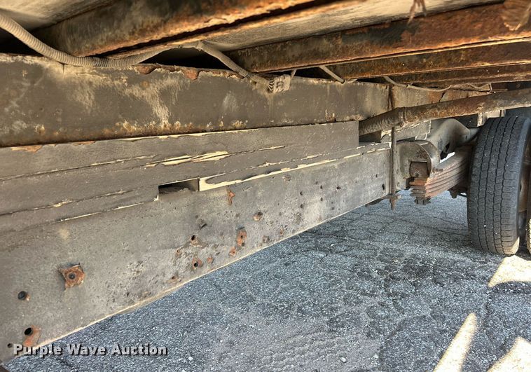 image for item EK3389 1997 GMC  3500 box truck