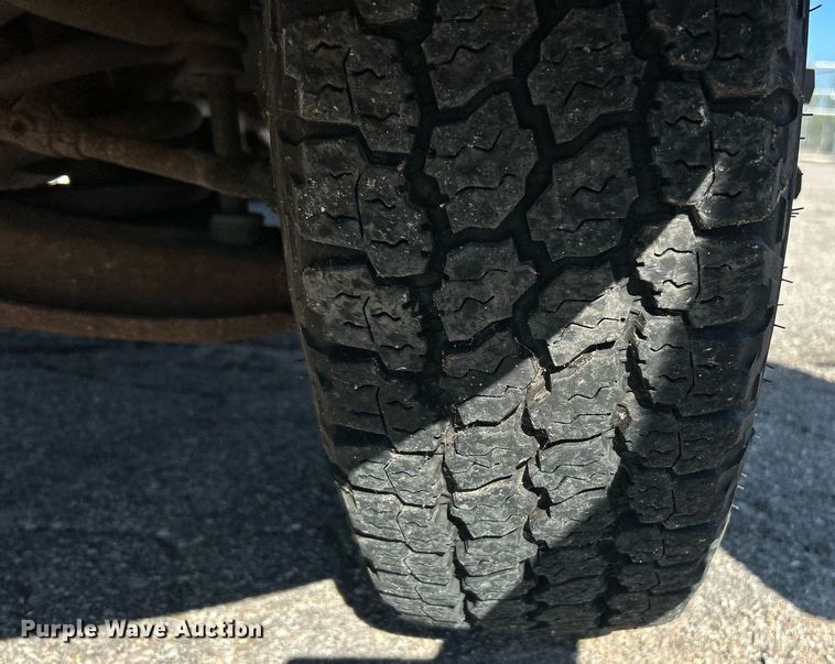 image for item EK3389 1997 GMC  3500 box truck