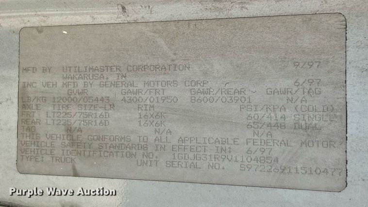 image for item EK3389 1997 GMC  3500 box truck