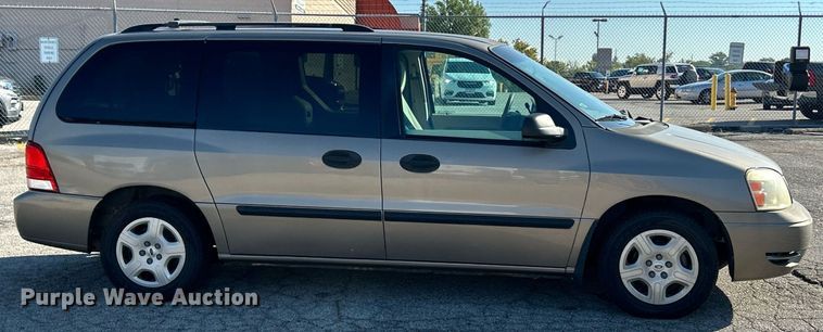 image for item EK3390 2004 Ford Freestar SE van