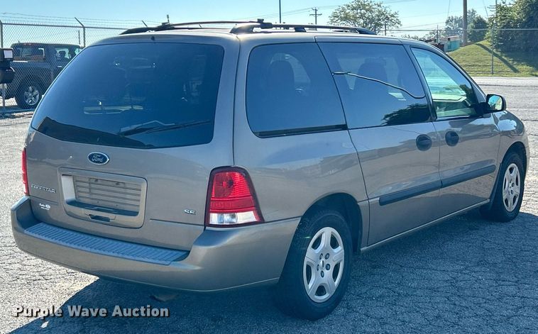 image for item EK3390 2004 Ford Freestar SE van