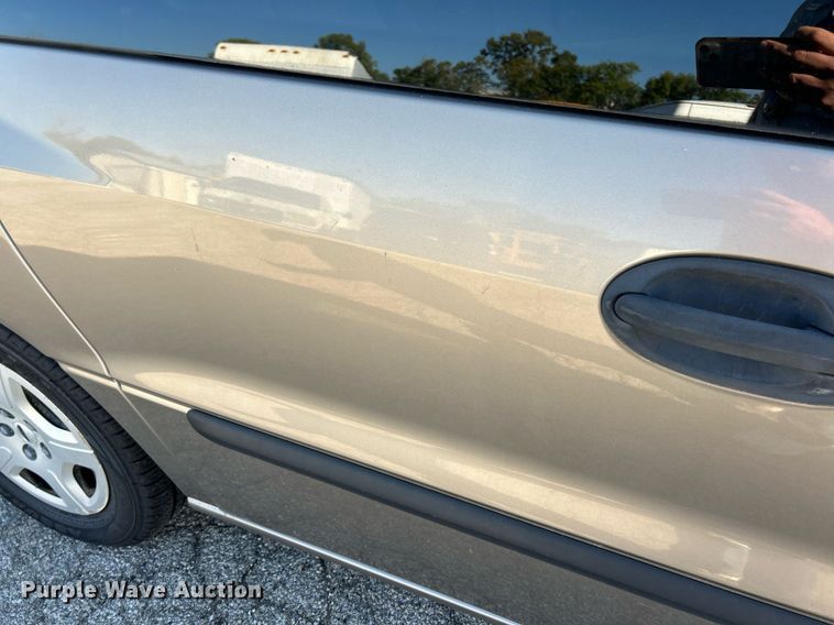 image for item EK3390 2004 Ford Freestar SE van