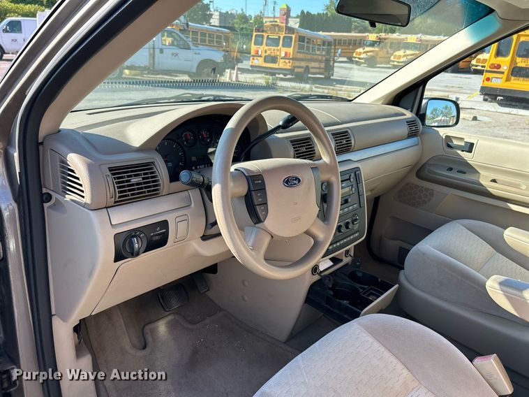 image for item EK3390 2004 Ford Freestar SE van