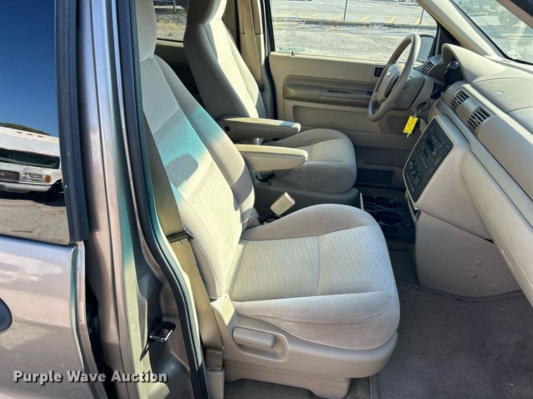 image for item EK3390 2004 Ford Freestar SE van