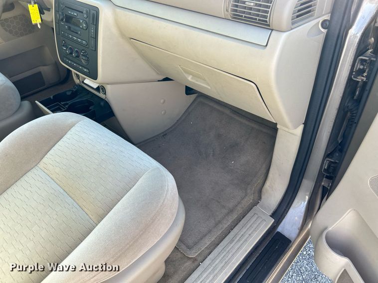 image for item EK3390 2004 Ford Freestar SE van