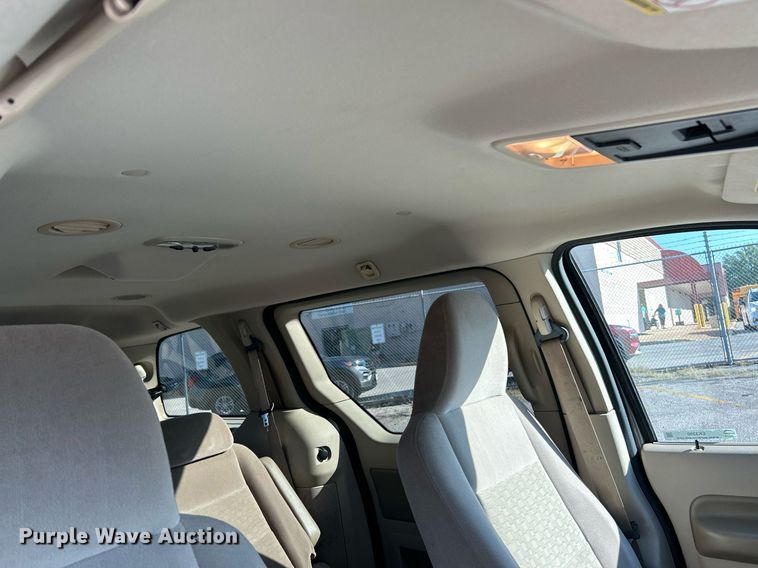 image for item EK3390 2004 Ford Freestar SE van