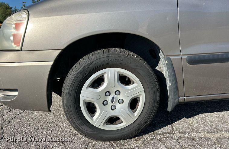 image for item EK3390 2004 Ford Freestar SE van