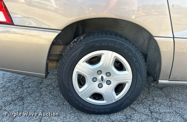 image for item EK3390 2004 Ford Freestar SE van