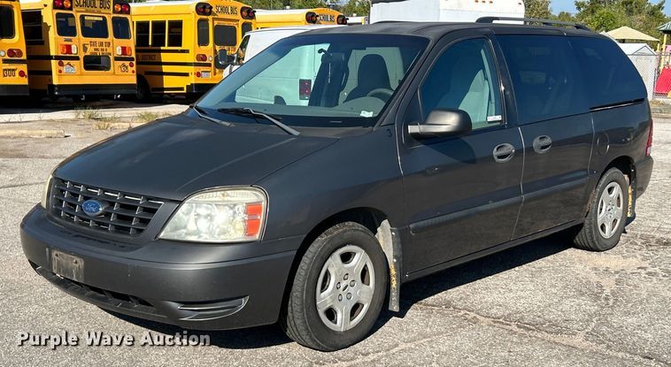 image for item EK3391 2004 Ford  Freestar SE van