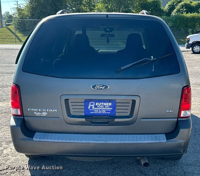 image for item EK3391 2004 Ford  Freestar SE van