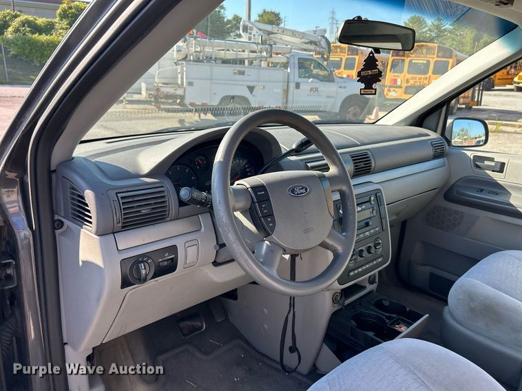 image for item EK3391 2004 Ford  Freestar SE van