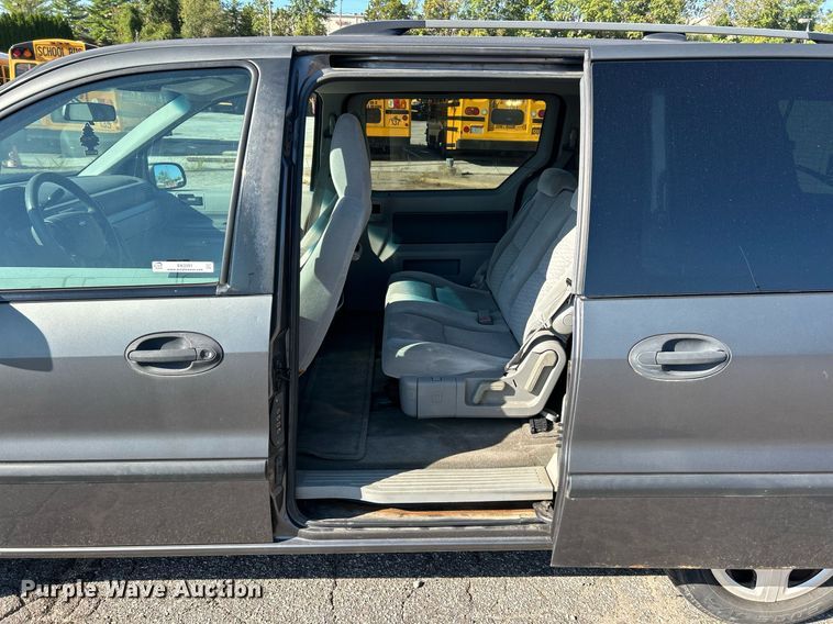 image for item EK3391 2004 Ford  Freestar SE van