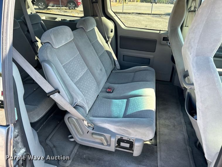 image for item EK3391 2004 Ford  Freestar SE van