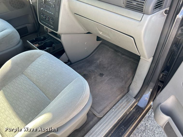 image for item EK3391 2004 Ford  Freestar SE van