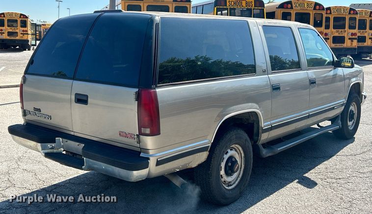 image for item EK3392 1999 GMC Suburban 1500 SL SUV
