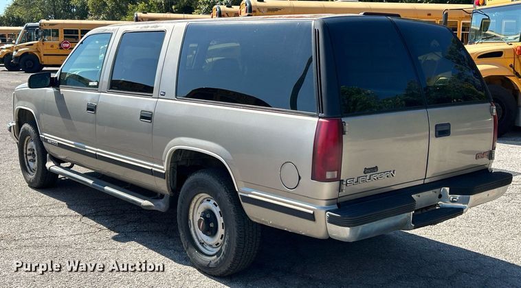 image for item EK3392 1999 GMC Suburban 1500 SL SUV