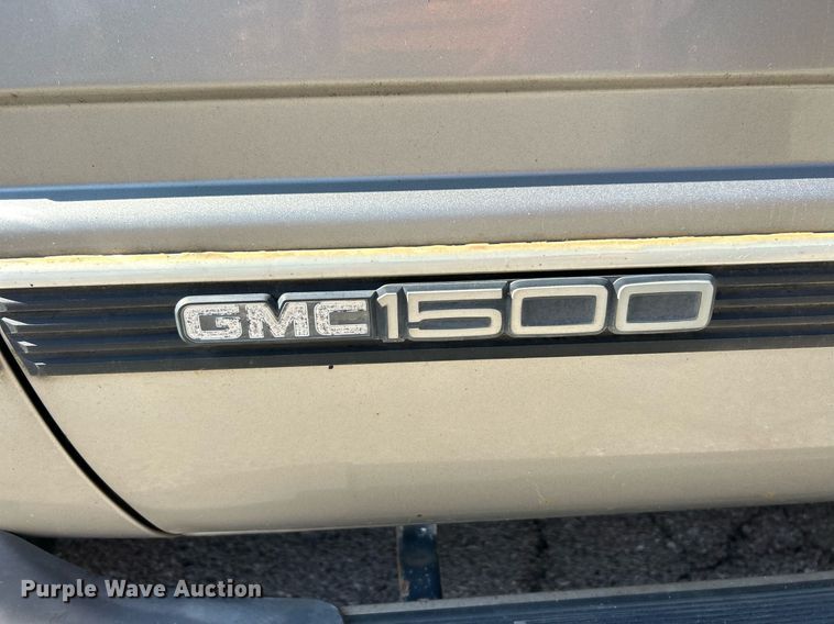 image for item EK3392 1999 GMC Suburban 1500 SL SUV