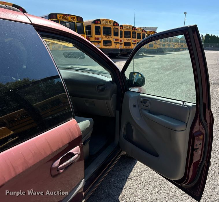 image for item EK3393 2002 Dodge  Grand Caravan Sport van