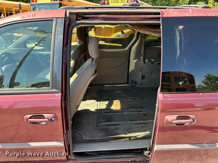image for item EK3393 2002 Dodge  Grand Caravan Sport van