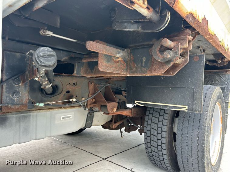 image for item EK3418 2015 Ford F550 Super Duty XL dump truck