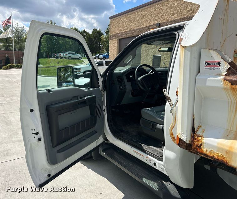 image for item EK3418 2015 Ford F550 Super Duty XL dump truck