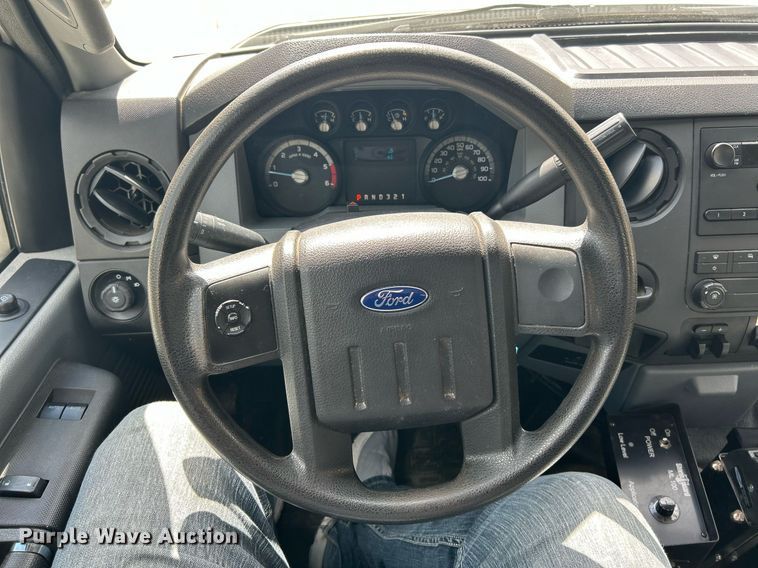 image for item EK3418 2015 Ford F550 Super Duty XL dump truck