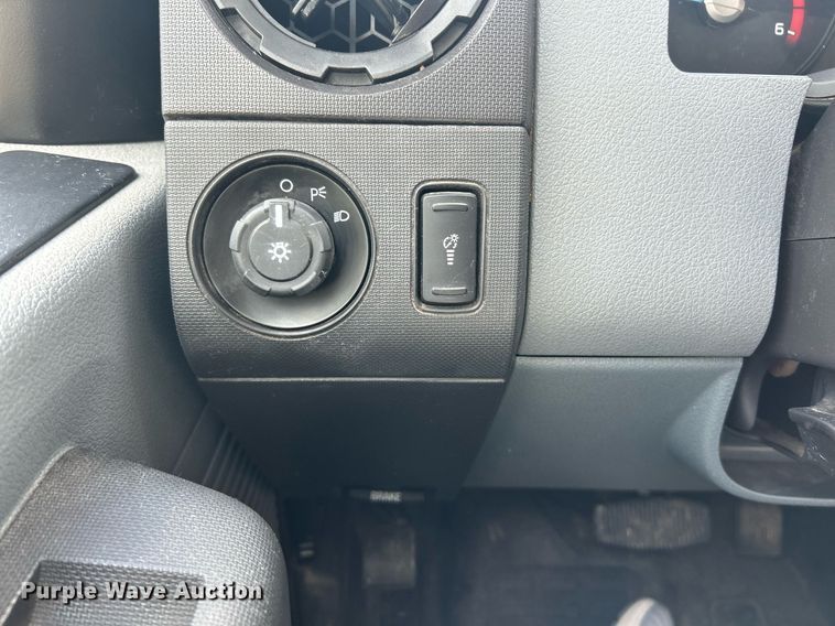 image for item EK3418 2015 Ford F550 Super Duty XL dump truck