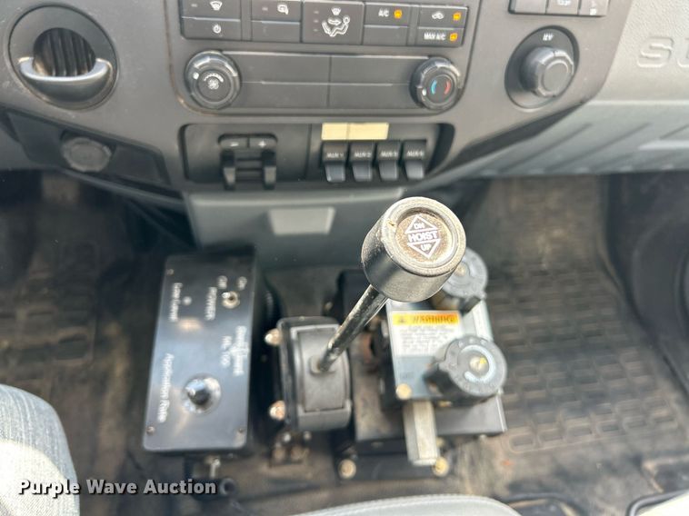 image for item EK3418 2015 Ford F550 Super Duty XL dump truck