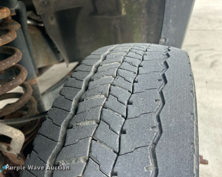 image for item EK3418 2015 Ford F550 Super Duty XL dump truck