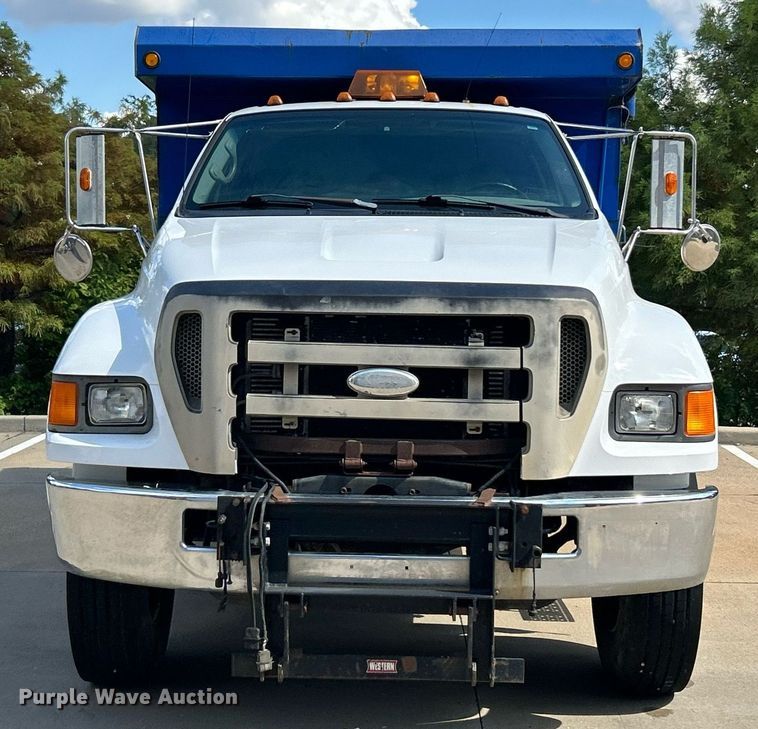 image for item EK3419 2007 Ford F750 Super Duty XL dump truck
