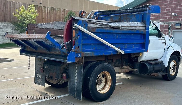 image for item EK3419 2007 Ford F750 Super Duty XL dump truck