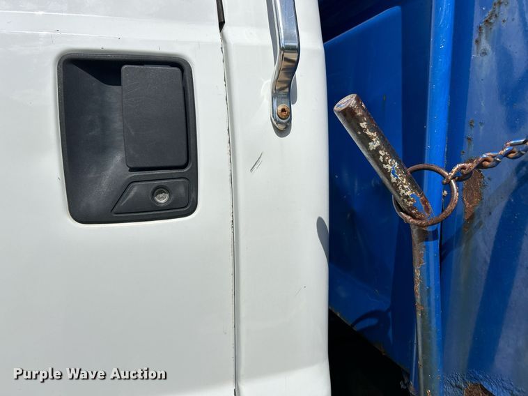 image for item EK3419 2007 Ford F750 Super Duty XL dump truck
