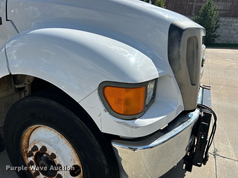 image for item EK3419 2007 Ford F750 Super Duty XL dump truck