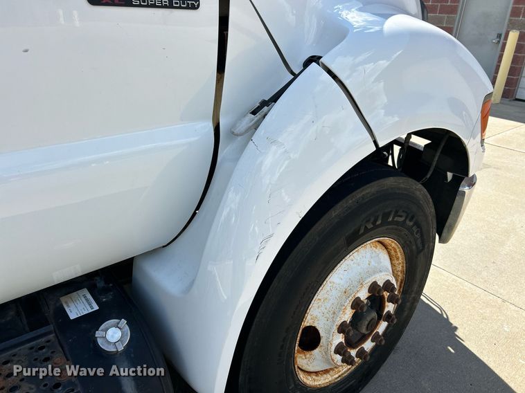 image for item EK3419 2007 Ford F750 Super Duty XL dump truck