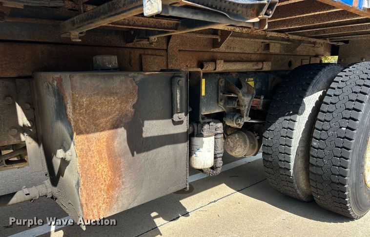 image for item EK3419 2007 Ford F750 Super Duty XL dump truck