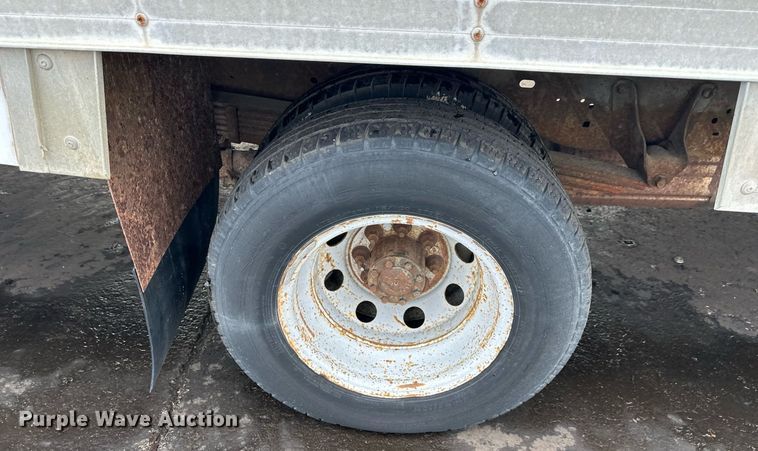 image for item EN0001 1997 Ford E350 box truck