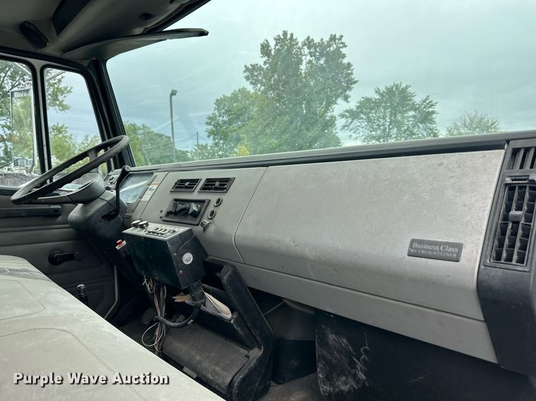 image for item EN0002 2003 Freightliner  FL60 dump truck