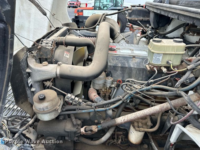 image for item EN0002 2003 Freightliner  FL60 dump truck