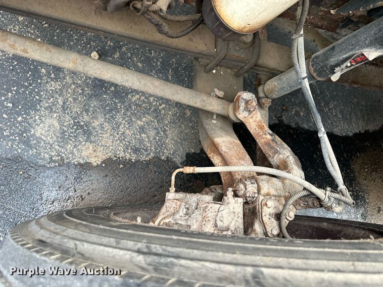 image for item EN0002 2003 Freightliner  FL60 dump truck