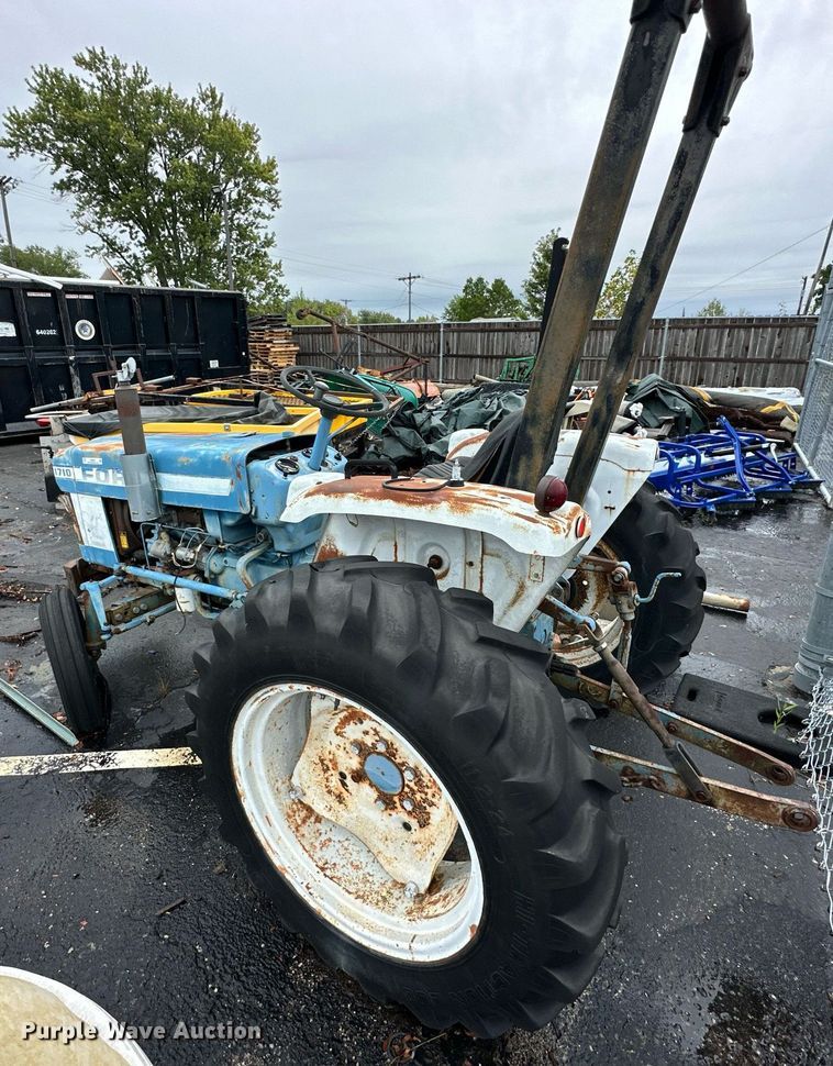 image for item EN0003 1985 Ford 1710 tractor