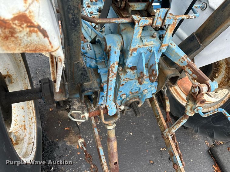 image for item EN0003 1985 Ford 1710 tractor