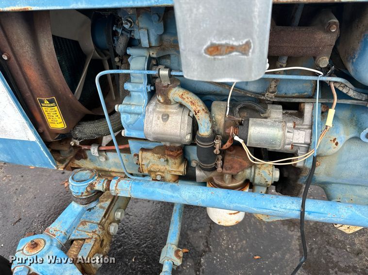 image for item EN0003 1985 Ford 1710 tractor