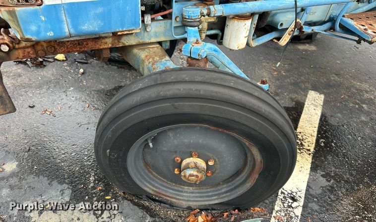 image for item EN0003 1985 Ford 1710 tractor